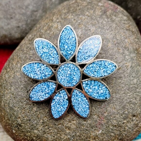 Vintage Mexico Alpaca Silver Crushed Inlay Turquoise Flower Brooch Pendant - Picture 2 of 6